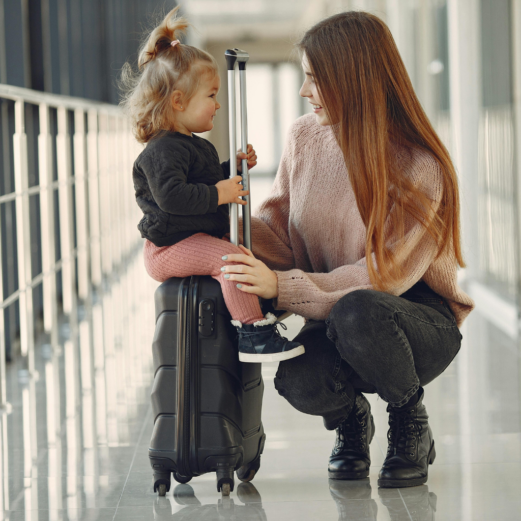 Traveling with Kids: Natural Remedies for a Smooth Trip
