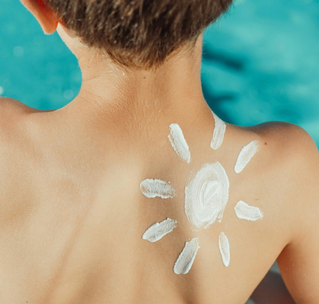 How to Naturally Protect Your Skin from the Summer Sun